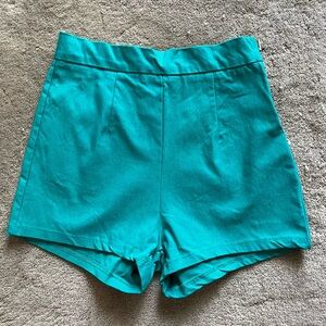 Charlotte Russe women’s green shorts, size small